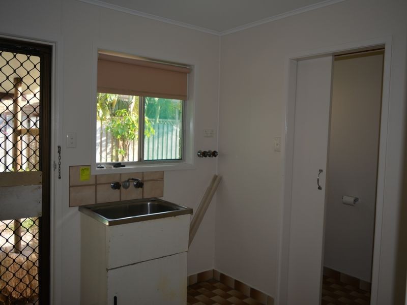 28 Palm Court, Moore Park Beach QLD 4670