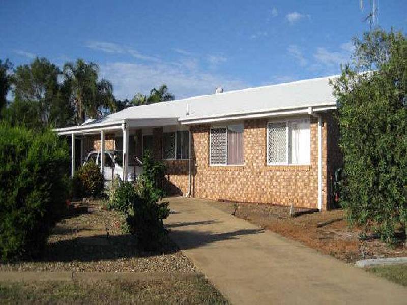 10 Dennis Court, Avoca QLD 4670