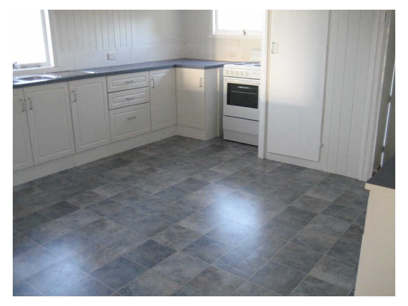 120 Elliott Heads Road, Avenell Heights QLD 4670