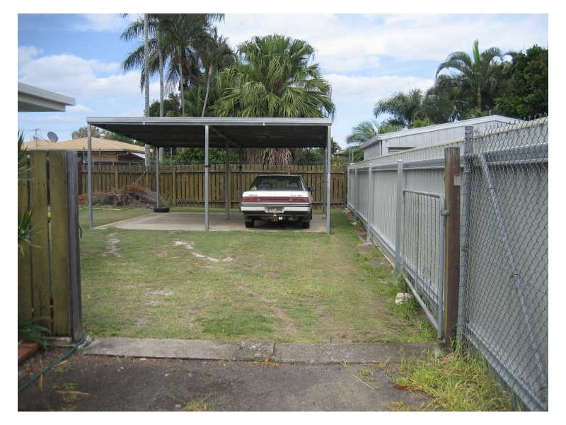 Avenell Heights QLD 4670