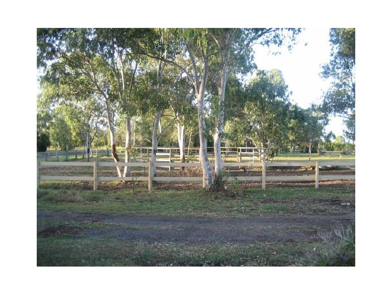 Innes Park QLD 4670