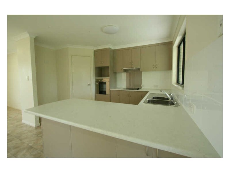 8 Ranch Street, Thabeban QLD 4670