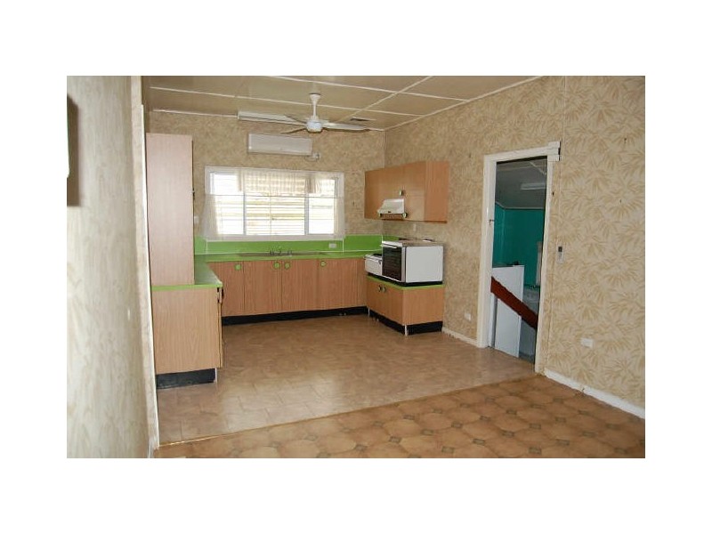 Walkervale QLD 4670
