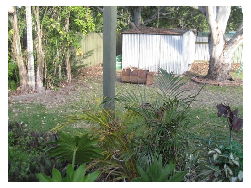 Avenell Heights QLD 4670