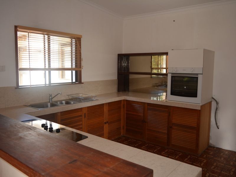 Elliott Heads QLD 4670