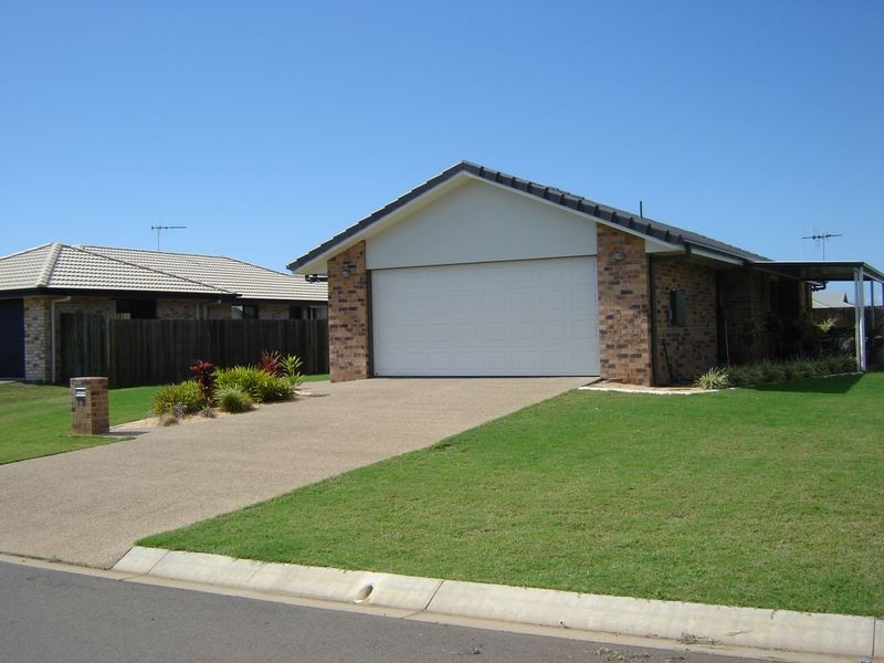 19 Wearing Road, Bargara QLD 4670