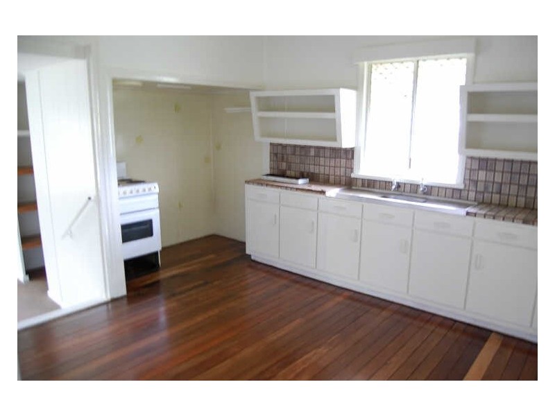 40 Loeskow Street, Bundaberg North QLD 4670