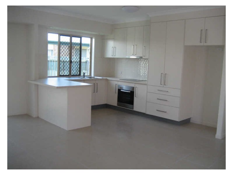 Avenell Heights QLD 4670