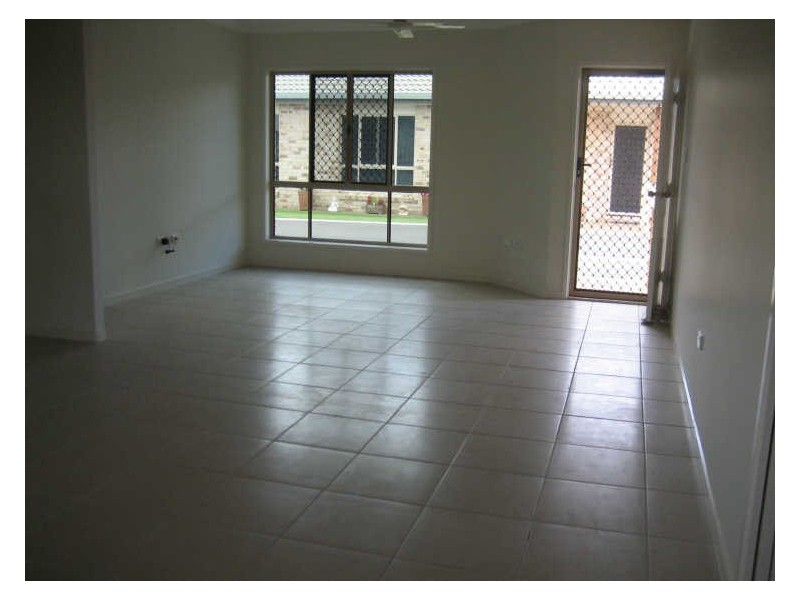 Avenell Heights QLD 4670