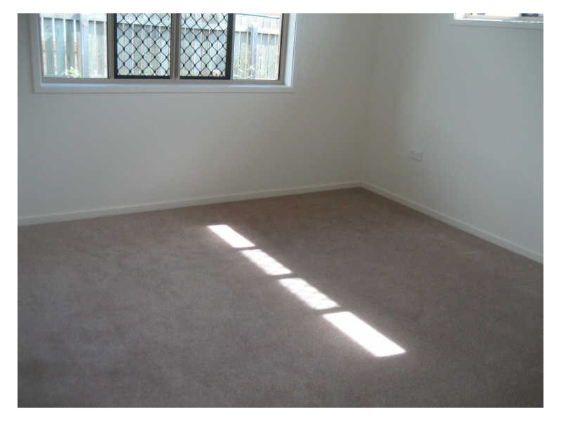 Avenell Heights QLD 4670