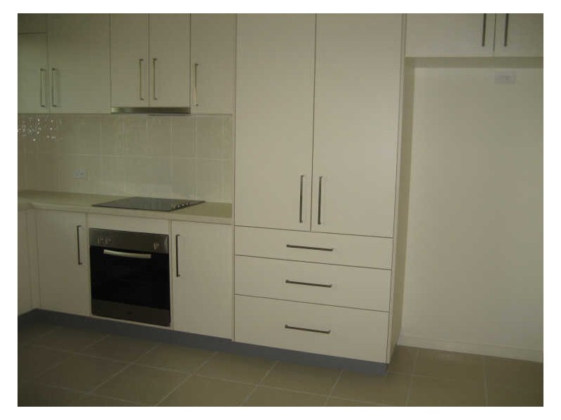 Avenell Heights QLD 4670