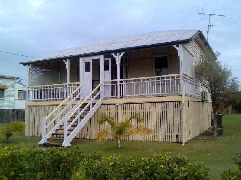 8 Rowland Street, Abbotsford QLD 4670