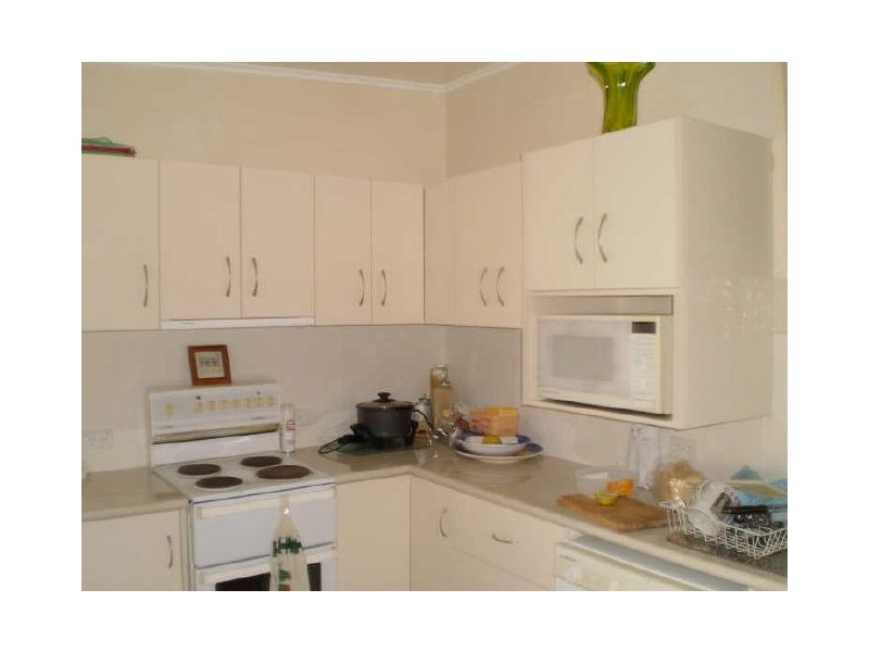 2/5 Birks St  Avenell Heights, Bundaberg QLD 4670