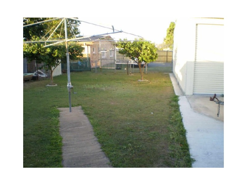 2/5 Birks St  Avenell Heights, Bundaberg QLD 4670