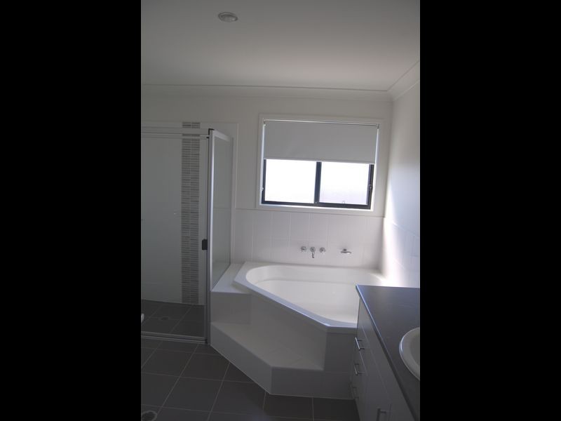 6 Whale Circuit, Bargara QLD 4670