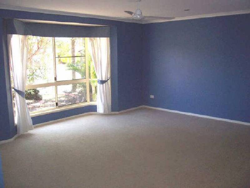 2 Majestic Place, Abbotsford QLD 4670