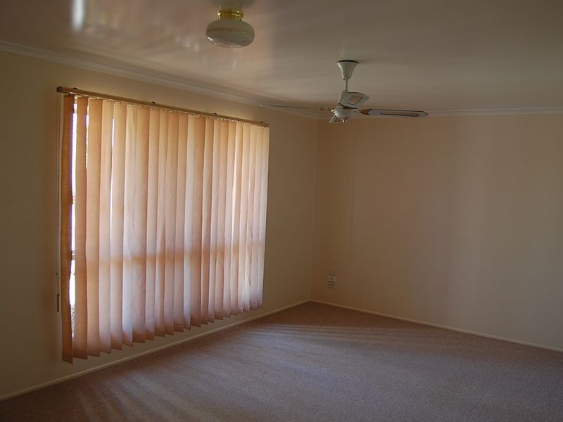 Avenell Heights QLD 4670