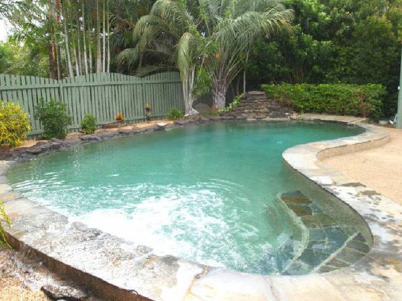 2 Peggs Road, Abbotsford QLD 4670