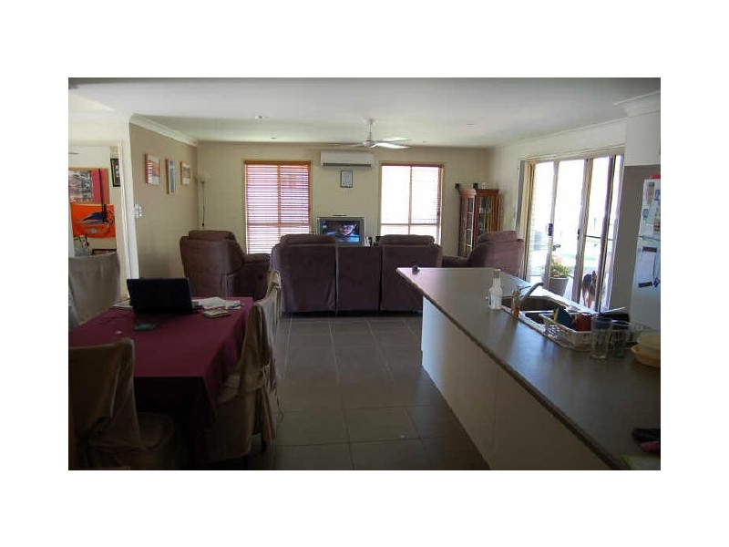 14 Tree Close, Thabeban QLD 4670