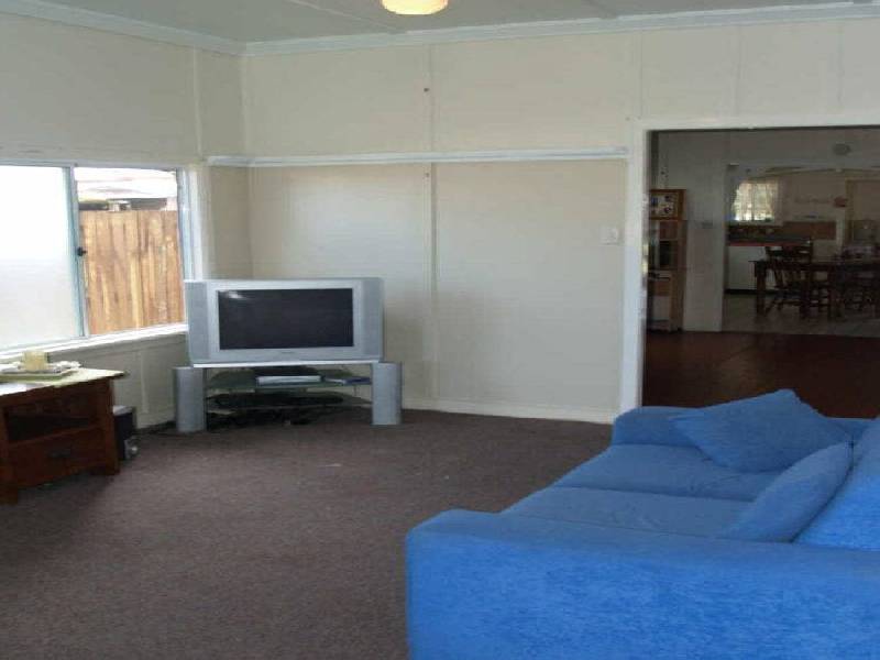 65 Kensington Street, Abbotsford QLD 4670
