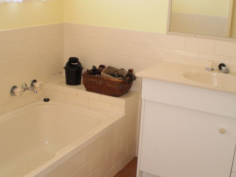126 Moodies Road, Bargara QLD 4670