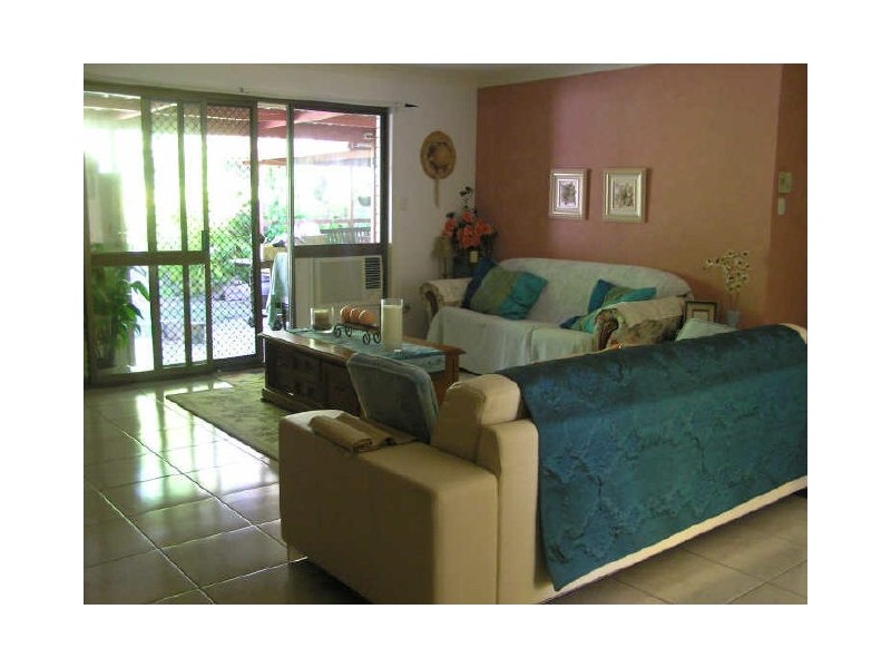 12 Crane Street West (off FE Walker St), Kepnock QLD 4670