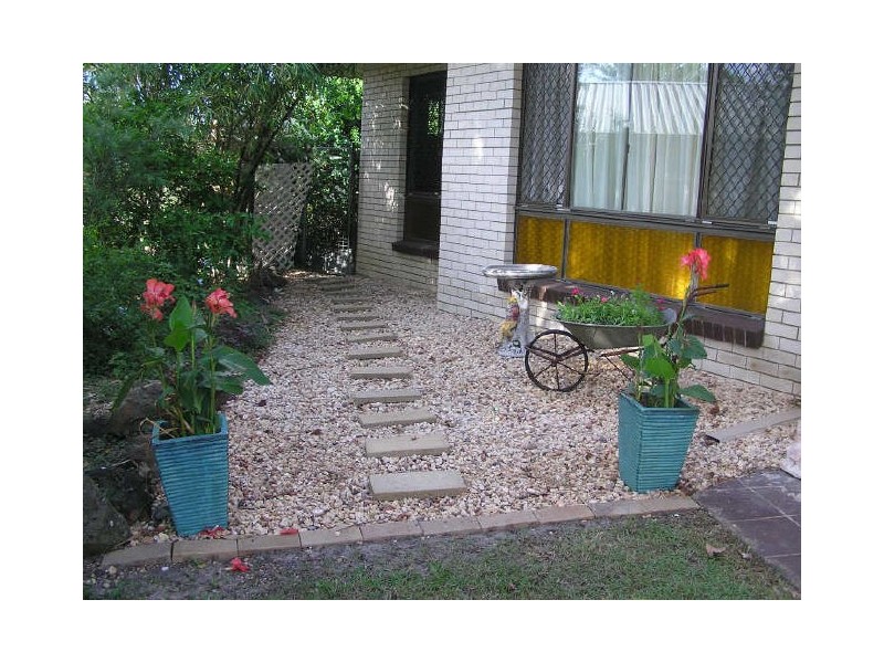 12 Crane Street West (off FE Walker St), Kepnock QLD 4670