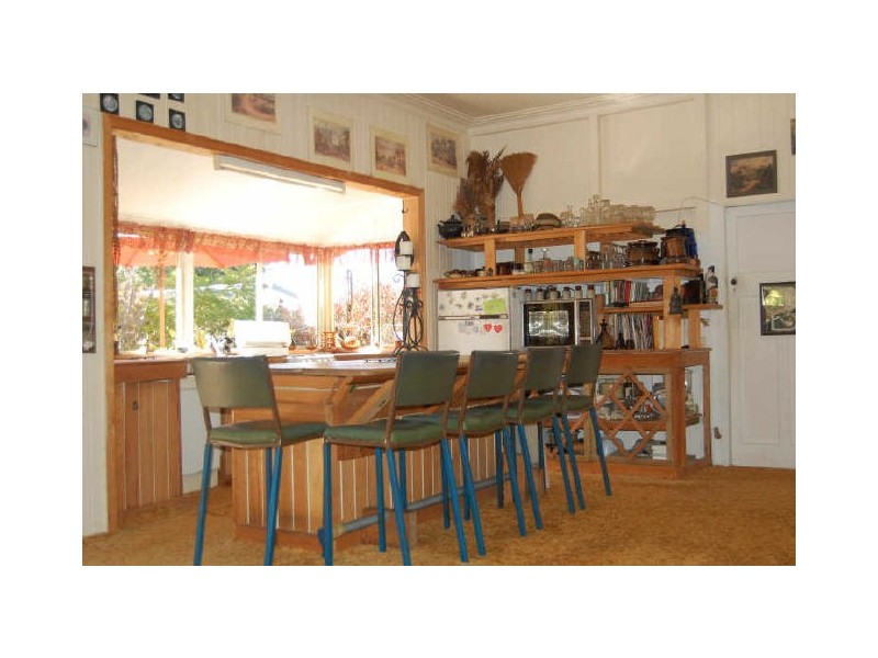 15 Theodore Street, Svensson Heights QLD 4670