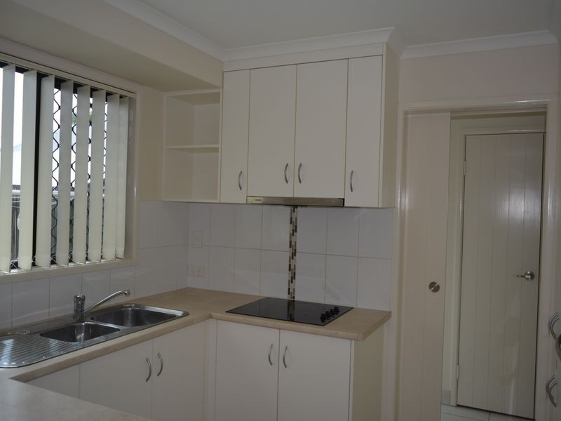 2/3 Robert Street, Bundaberg South QLD 4670