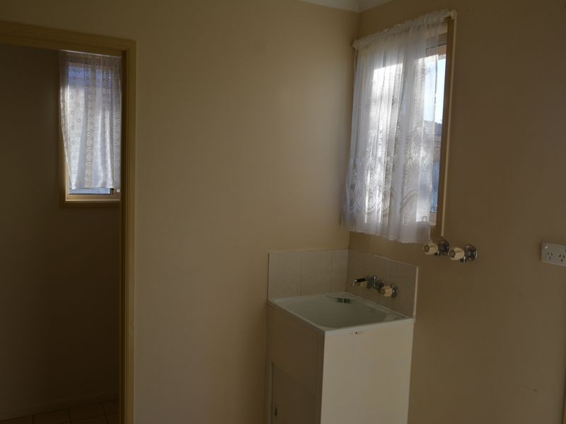 51 Mccarthy Street, Avenell Heights QLD 4670