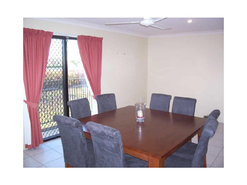 13 Belmonte Drive, Coral Cove QLD 4670