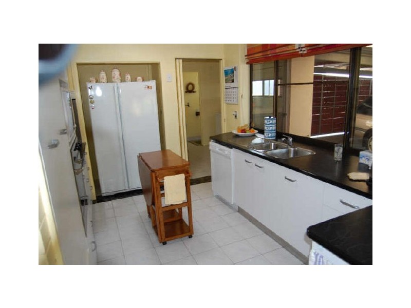 47 Telegraph Road, Bundaberg QLD 4670