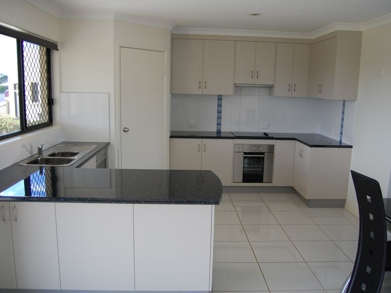 29/5 Robert John Circuit, Coral Cove QLD 4670