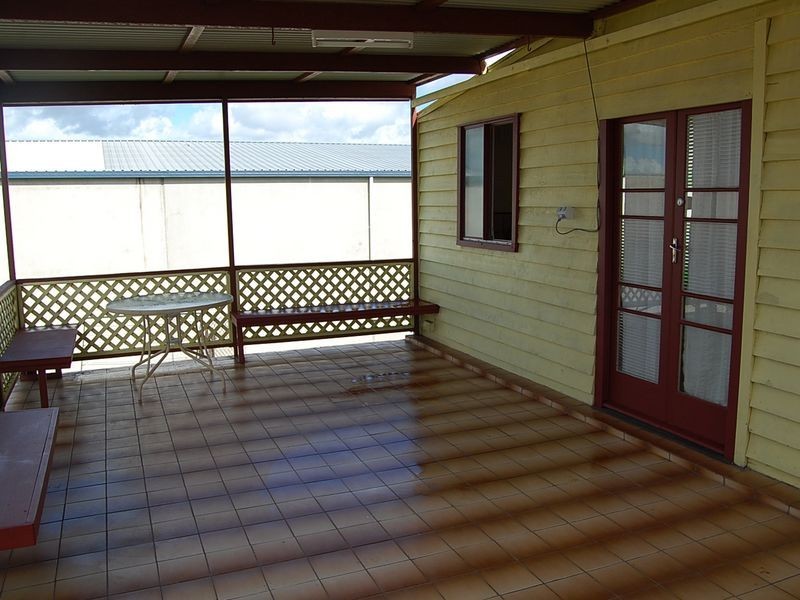 8 Alexandra Street, Bundaberg East QLD 4670