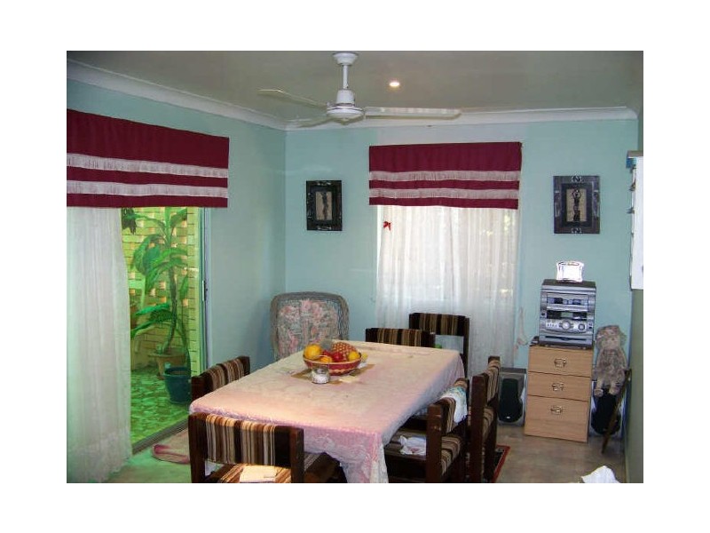 6 Newitt Street, Thabeban QLD 4670