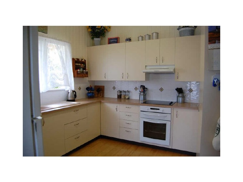 9 Elizabeth Street, Bundaberg South QLD 4670