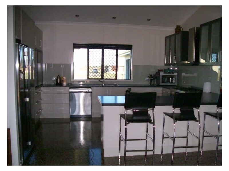 Innes Park QLD 4670