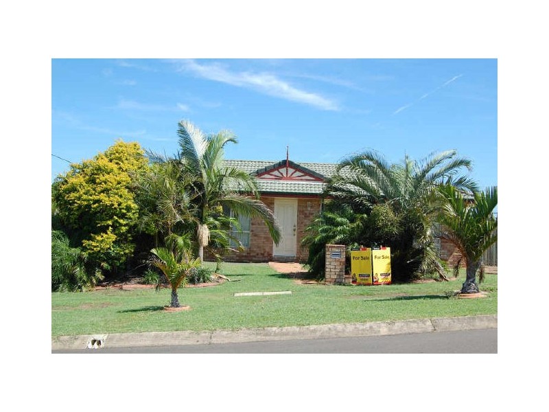 4 Bisdee Street, Coral Cove QLD 4670