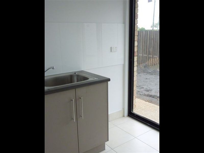 Avenell Heights QLD 4670