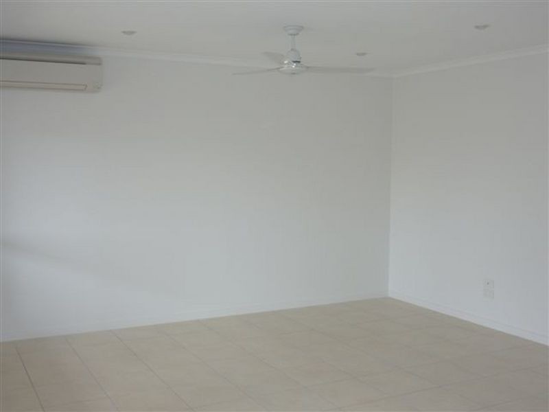 Avenell Heights QLD 4670