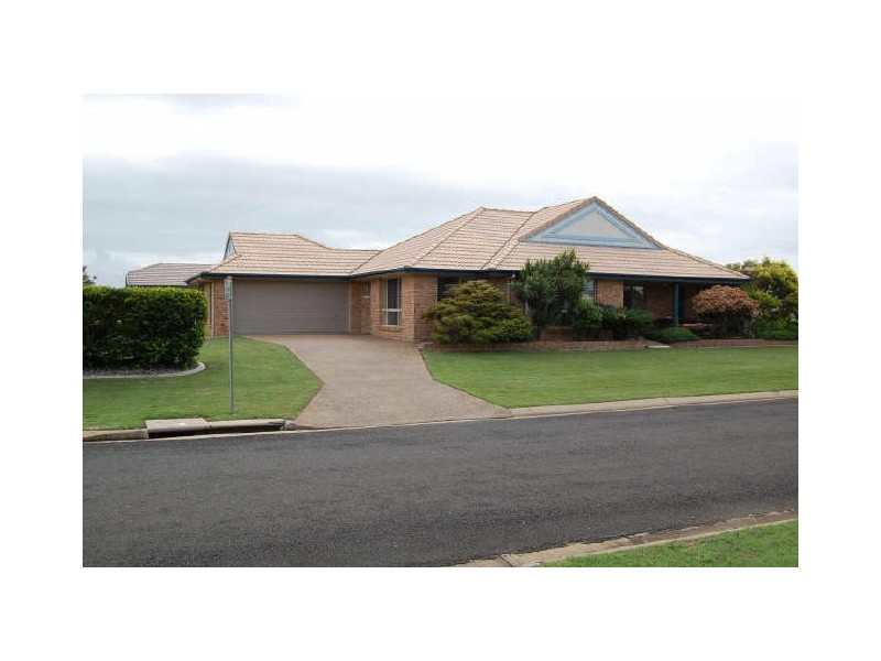 207 Barolin Esplanade, Coral Cove QLD 4670