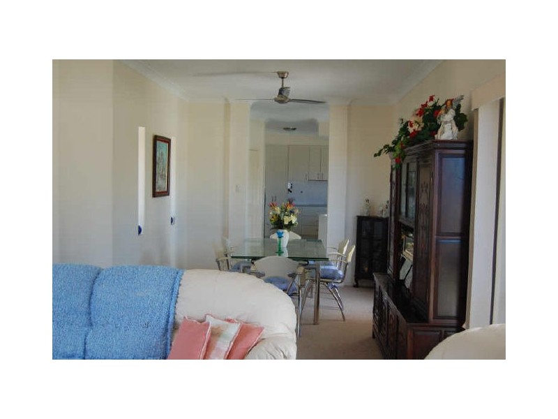 24 Bisdee Street, Coral Cove QLD 4670