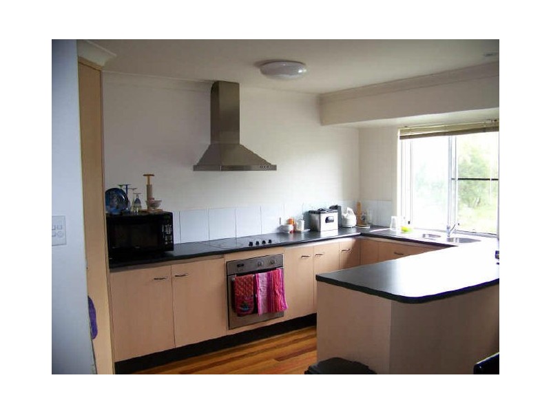 1/2 Sylvan Drive, Moore Park QLD 4670