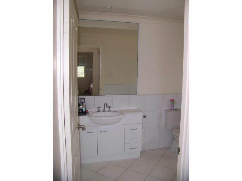 1/2 Sylvan Drive, Moore Park QLD 4670