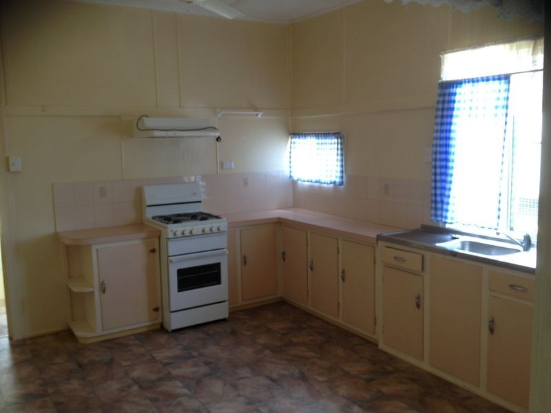 20 Sydney  Street, Kepnock QLD 4670