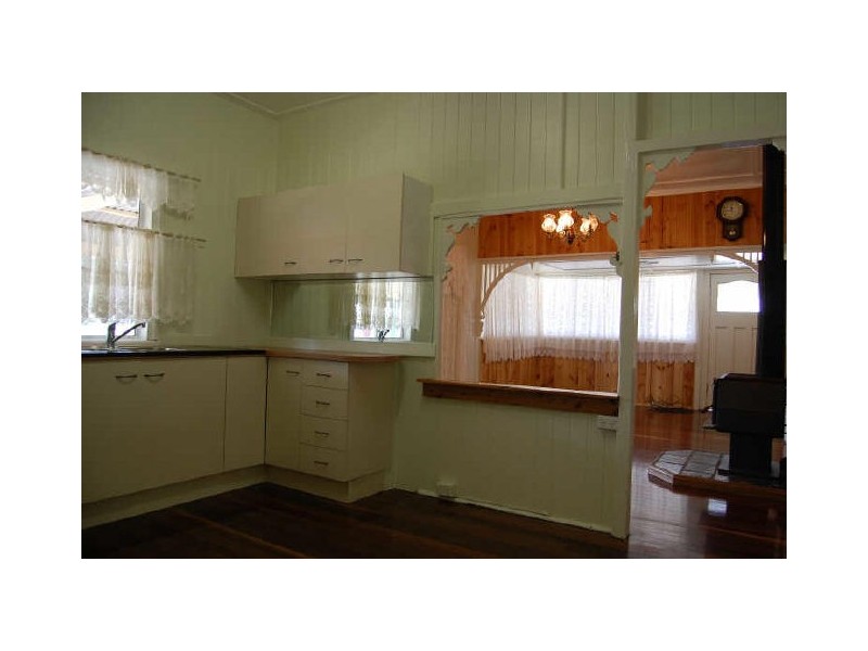 8 Tallon Street, Bundaberg North QLD 4670