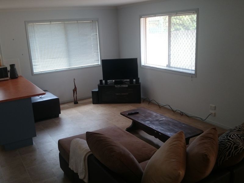 Avenell Heights QLD 4670