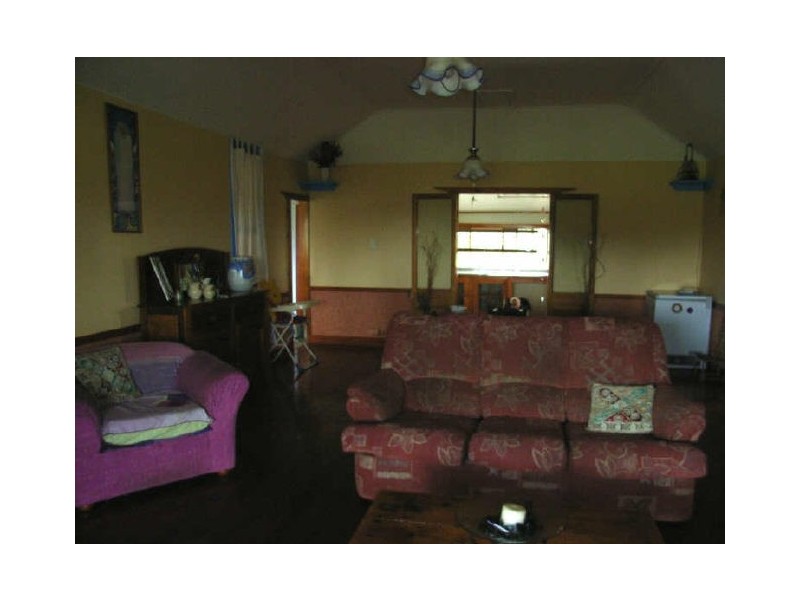 16 Kelly Street, Burnett Heads QLD 4670