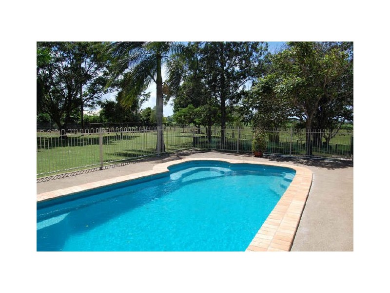 6 Allambie Close, Bundaberg North QLD 4670