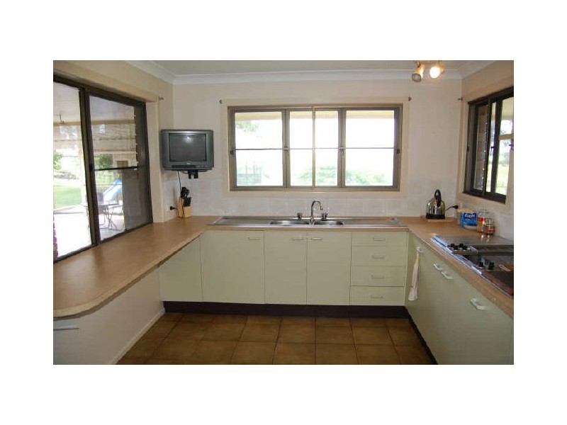 6 Allambie Close, Bundaberg North QLD 4670